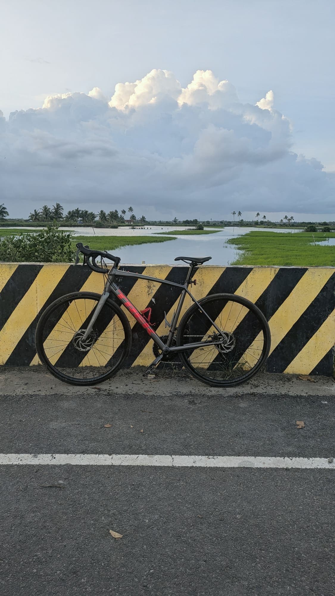 Kadamakkudy Island Loop – 35km easy road cycling route view in Kerala image